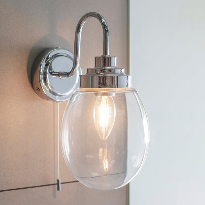 Hampton Bathroom Wall Light